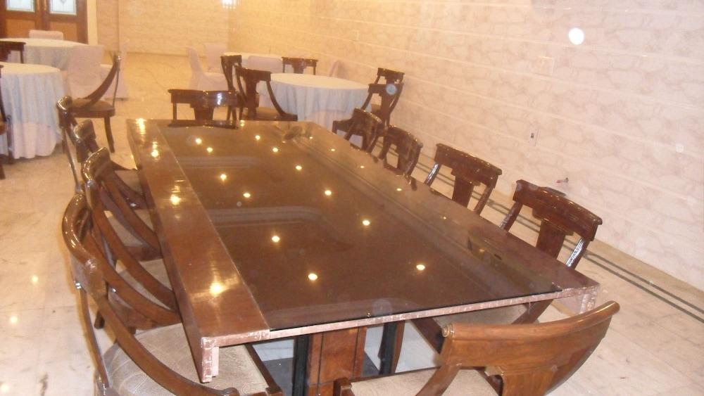 Hotel Singh International Δελχί Εξωτερικό φωτογραφία