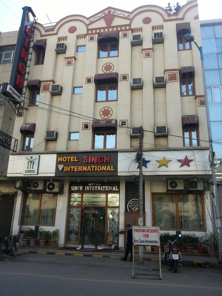 Hotel Singh International Δελχί Εξωτερικό φωτογραφία