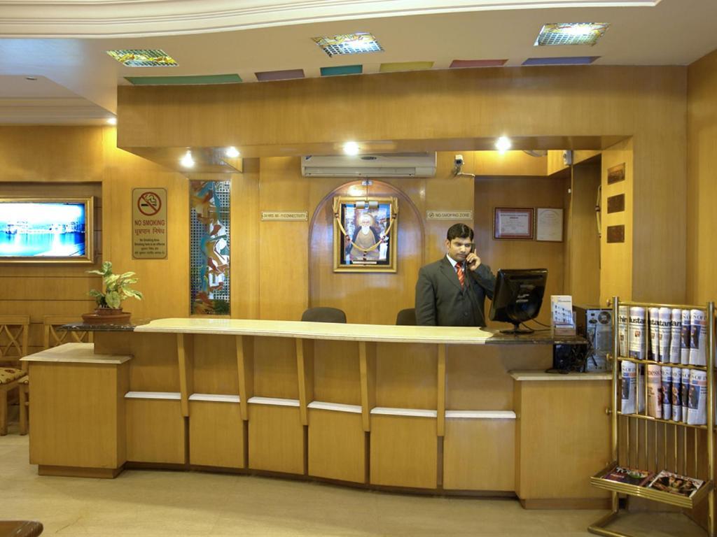 Hotel Singh International Δελχί Εξωτερικό φωτογραφία