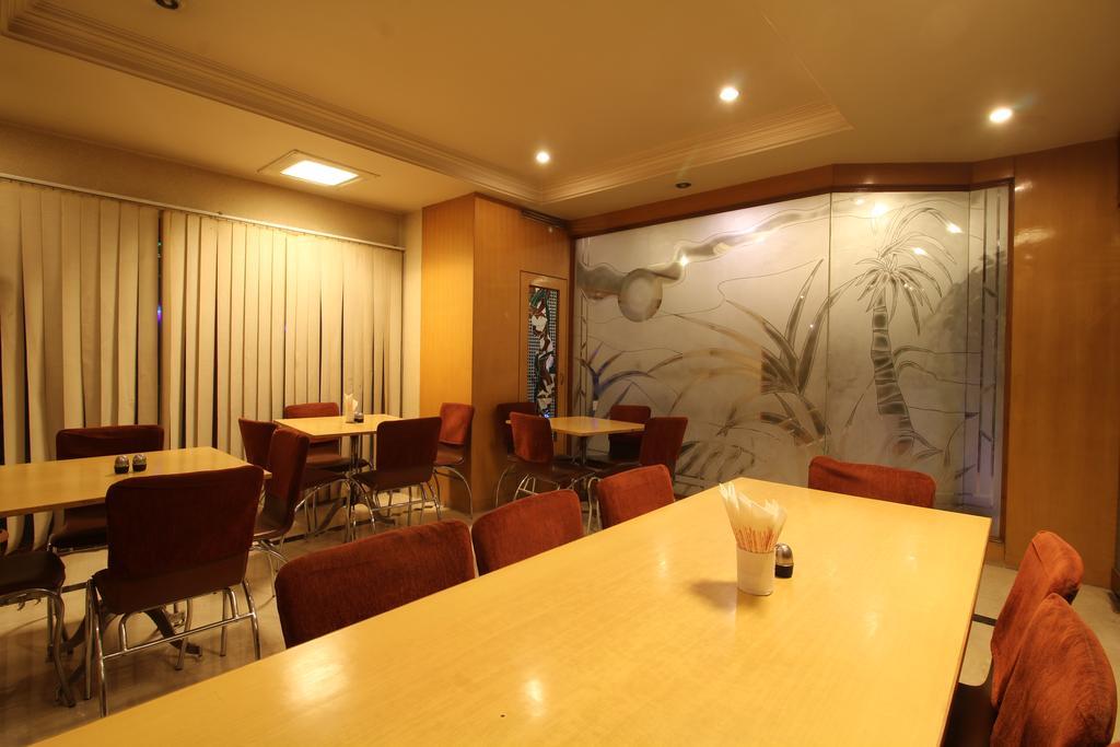 Hotel Singh International Δελχί Εξωτερικό φωτογραφία