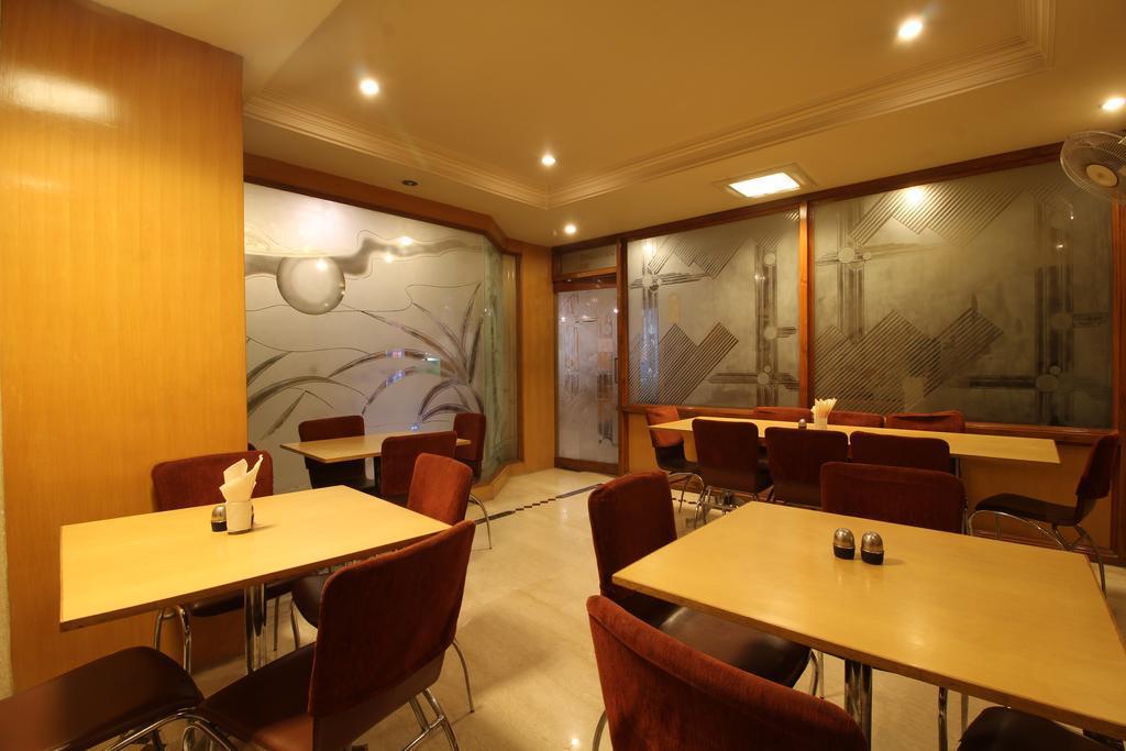 Hotel Singh International Δελχί Εξωτερικό φωτογραφία