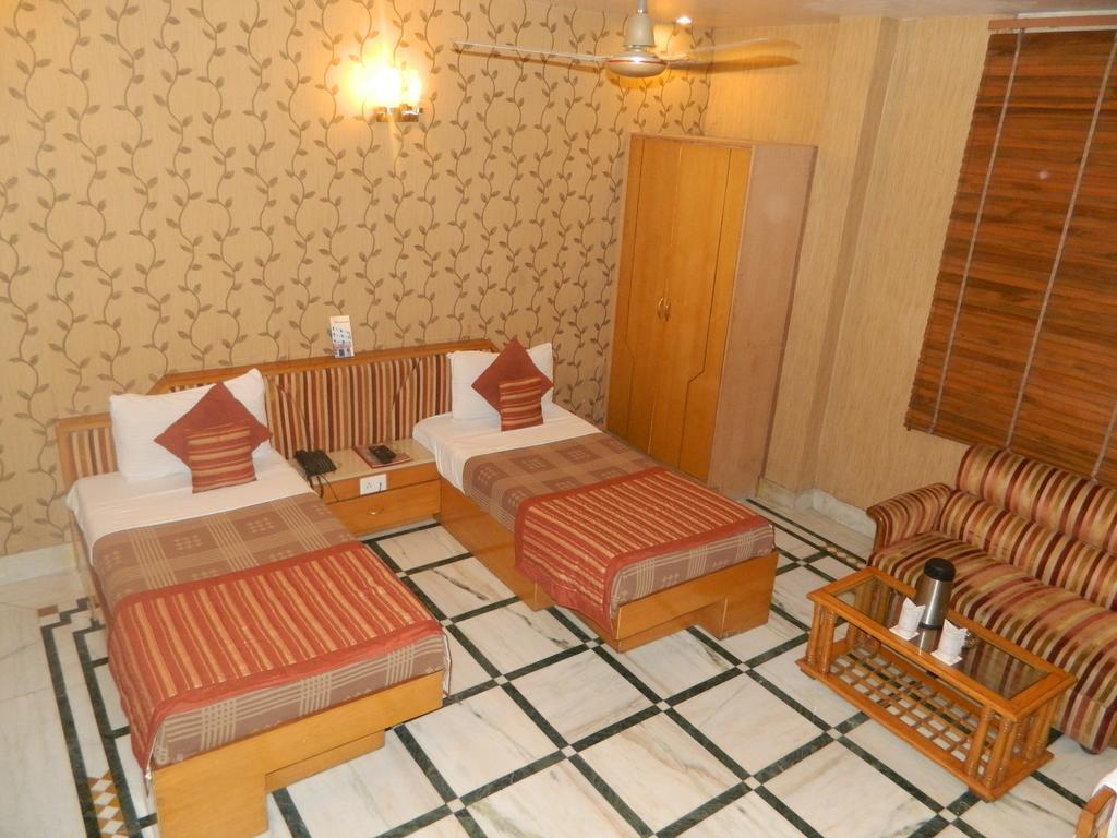 Hotel Singh International Δελχί Δωμάτιο φωτογραφία